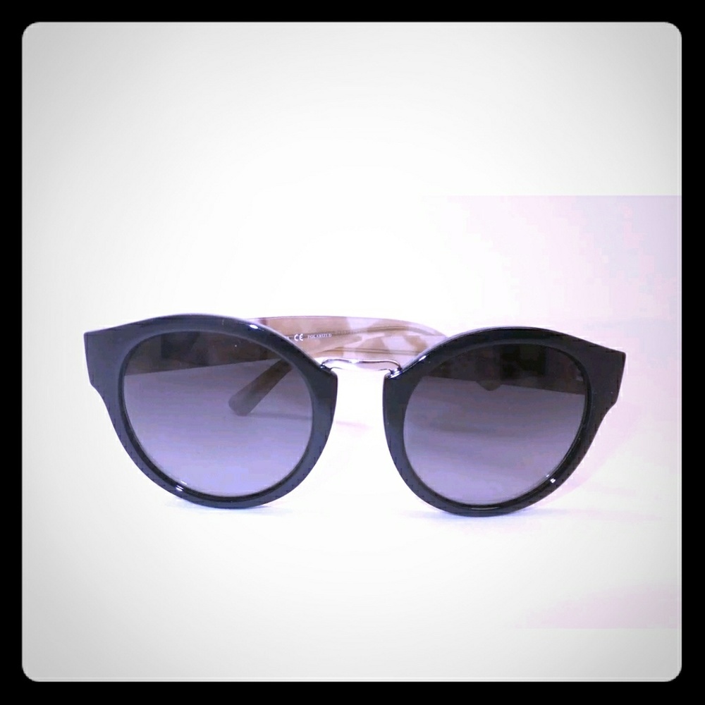 100% Authentic Burberry 4277 sunglasses